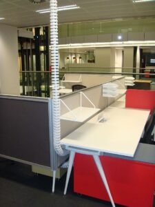 Cirq Ceiling to desk 1