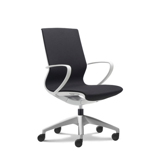 evolve black and white